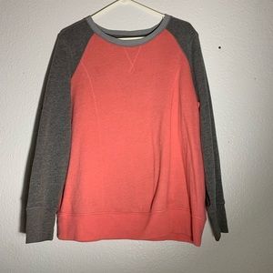 Athletic pullover